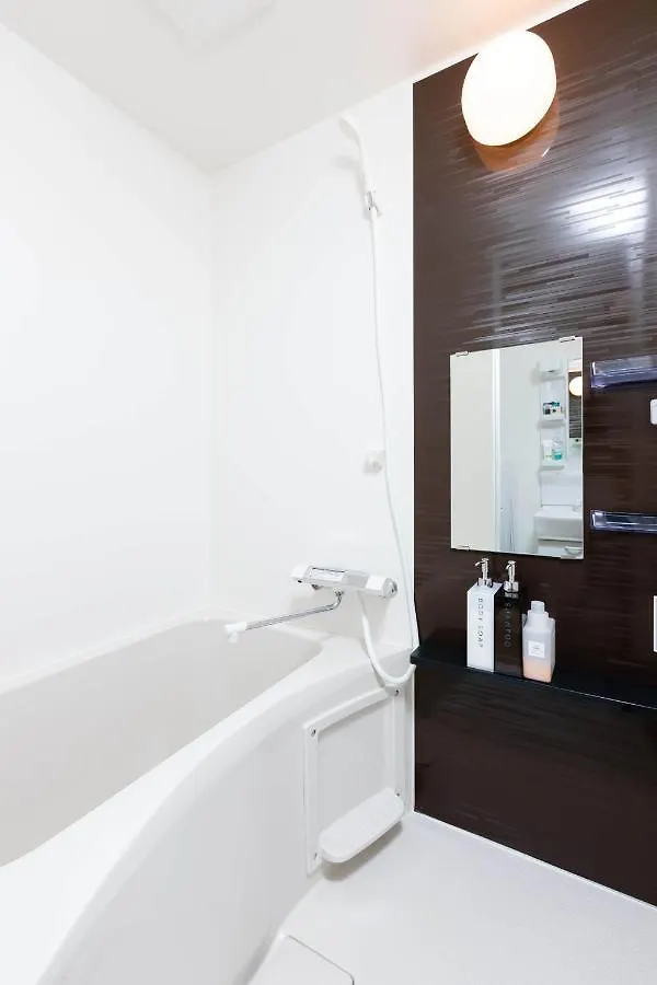 Osaka Sayuri Guesthouse - S&S Abeno 101 דירה