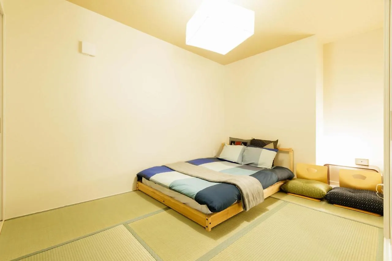 Osaka Sayuri Guesthouse - S&S Abeno 101 דירה
