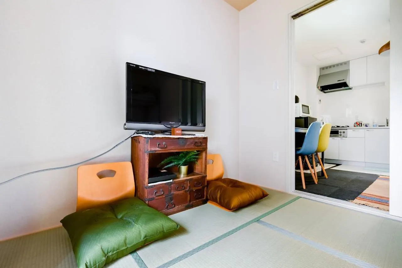 Osaka Sayuri Guesthouse - S&S Abeno 101 0*,  יפן